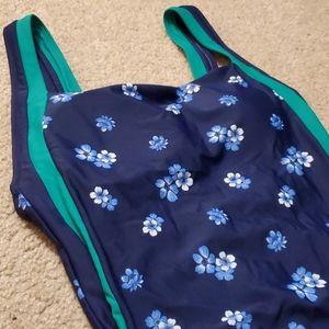 One piece swim suit